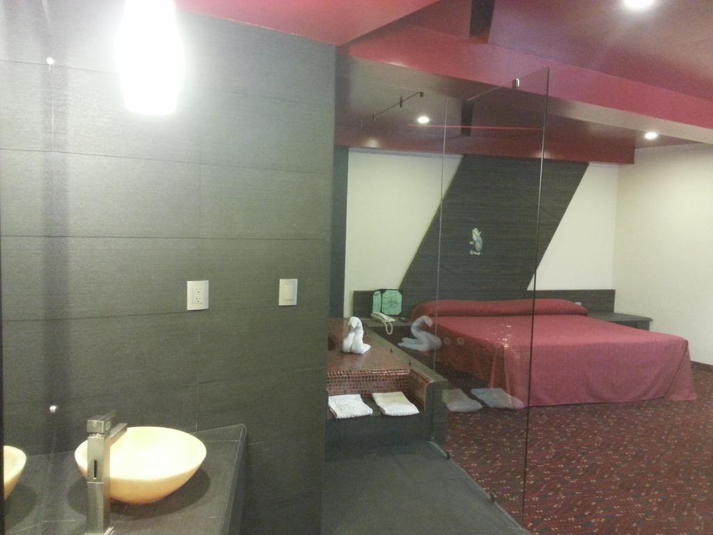 Hotel Puebla Meksika Oda fotoğraf