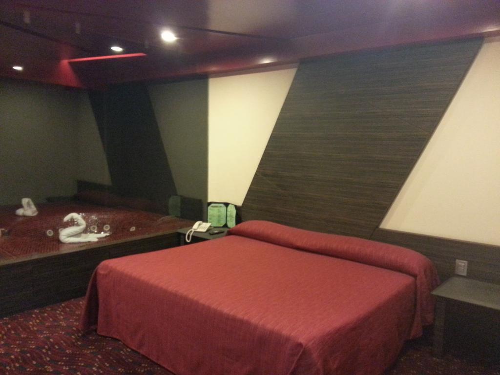 Hotel Puebla Meksika Oda fotoğraf